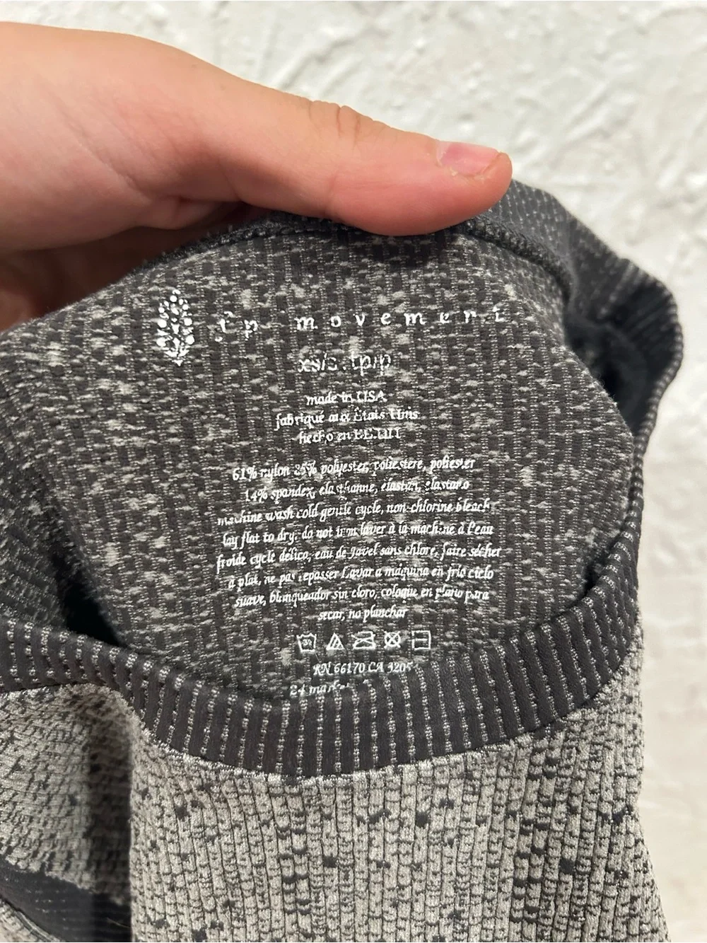 Free People Movement Heathered Gray Cropped Long Sleeve